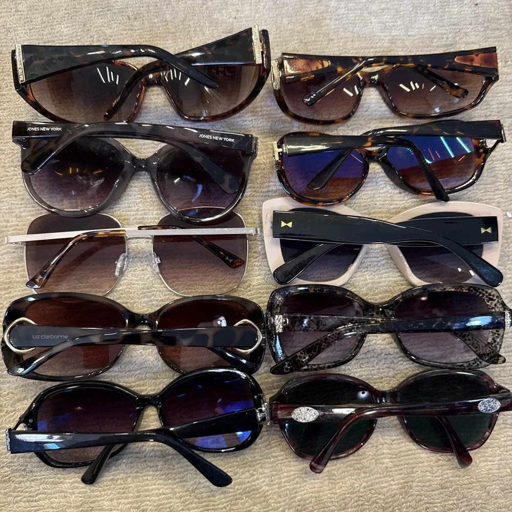 10 prs Oversized sunglasses: Lauren Conrad, Jones NY, Dana Bachman, DesignOptic
